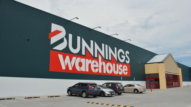 Bunnings offers refunds on plants that die within 12 months of purchase. Picture: Rebecca LeMay/NCA NewsWire