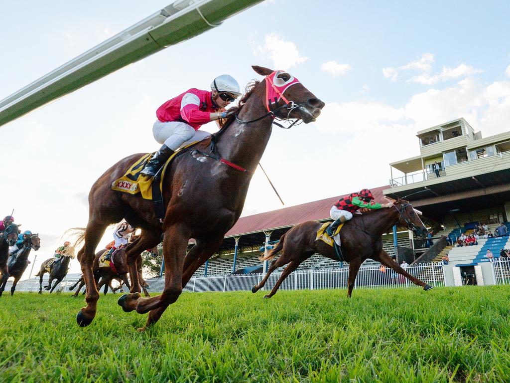 Jockey Anthony Allen guided Wayne Lawson galloper Dominant Crown to a narrow win at the Clarence River Jockey Club to claim the 2019 Brushgrove Cup.