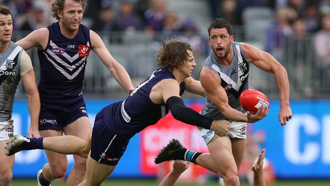 The midfield battle between Travis Boak and Nat Fyfe was one of the highlight’s of Fremantle’s clash with Port Adelaide. Picture: Paul Kane/Getty Images.