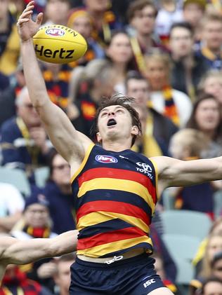 Jake Lever juggles the mark. Picture: Sarah Reed