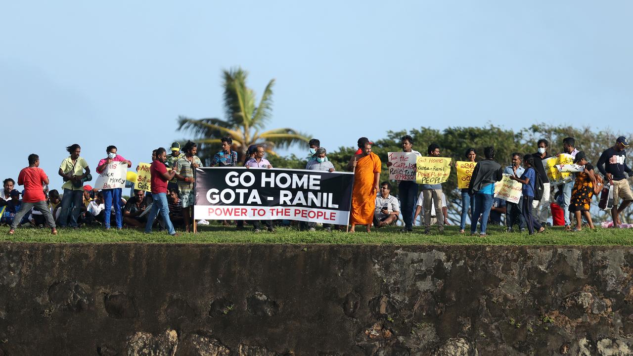 Anti-government protesters in Galle. Photo by Buddhika Weerasinghe/Getty Images