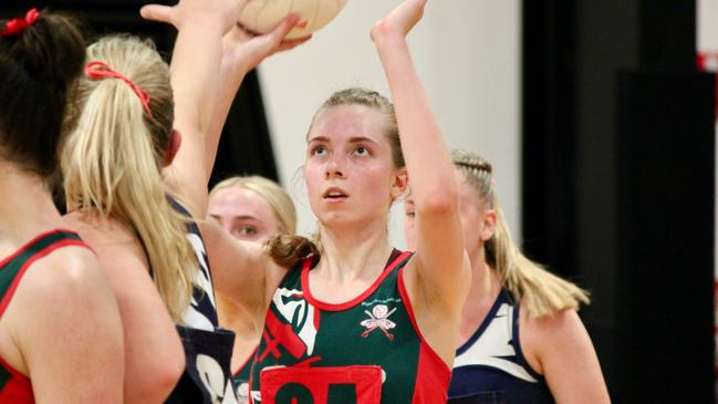 Highlanders GA Grace Bowman levelled the game with 10 seconds on the clock. Picture: Shaantel Hampson / TCNAI.