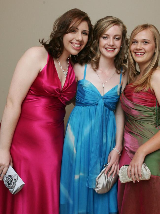 Emmanuel College formal at the Gold Coast International Hotel. Samantha Chalmers, Rebecca Taylor and Ulrike Dinkelmann. Reporter: Rick Morton
