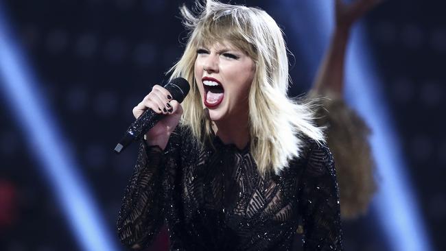 Taylor Swift shares emotional letter about fame inside physical copies ...