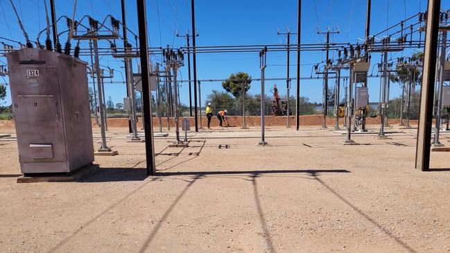 SA Power Networks has completed works to add additional protection for the Renmark substation as flood waters continue to rise. Picture: SA Power Networks