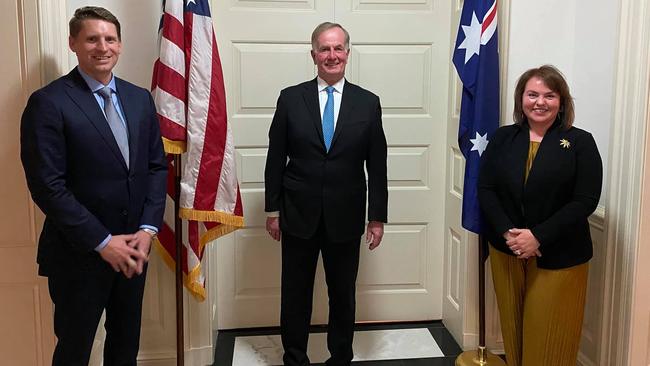 Andrew Hastie, left, and Kimberley Kitching with US ambassador Arthur B. Culvahouse Jr on Monday night