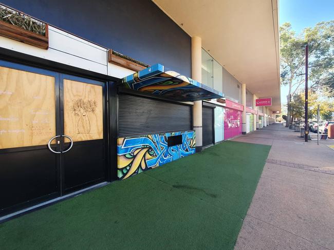 Shops have closed in Alice Springs ahead of the 72-hour lockdown. Picture: Jasmine Burke