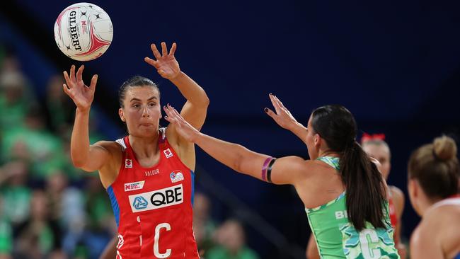 Maddy Proud of the Swifts passes the ball during the round 10 Super Netball match between West Coast Fever and NSW Swifts. Picture: Getty Images