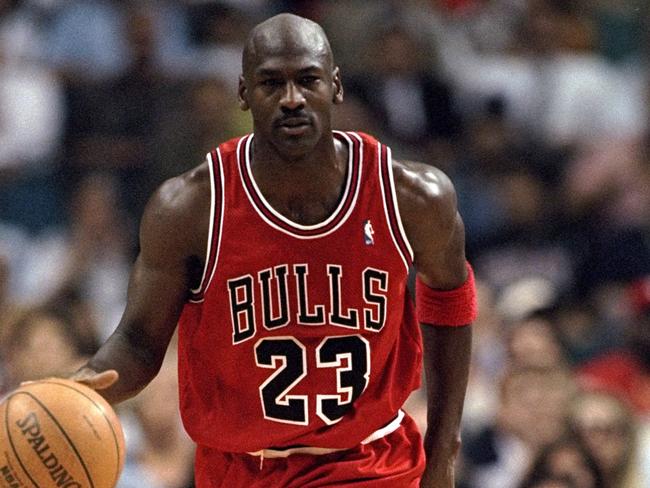 7 Jan 1998:  Guard Michael Jordan of the Chicago Bulls in action against the Miami Heat during a game at the Miami Arena in Miami, Florida.  The Heat defeated the Bulls 99-72. Mandatory Credit: Andy Lyons  /Allsport