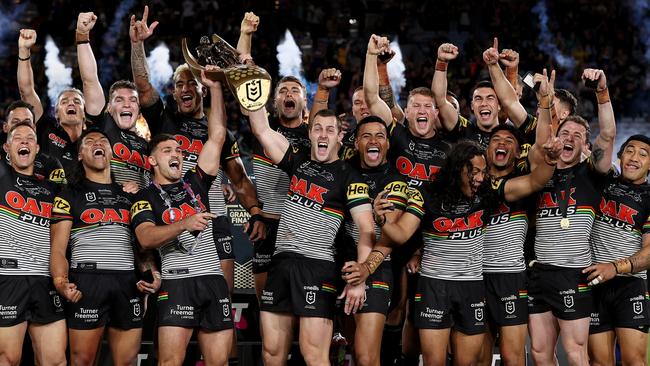 *2022 Pictures of the Year Australia* - SYDNEY, AUSTRALIA - OCTOBER 02: The Panthers celebrate with the NRL Premiership Trophy after victory in the 2022 NRL Grand Final match between the Penrith Panthers and the Parramatta Eels at Accor Stadium on October 02, 2022, in Sydney, Australia. (Photo by Cameron Spencer/Getty Images)