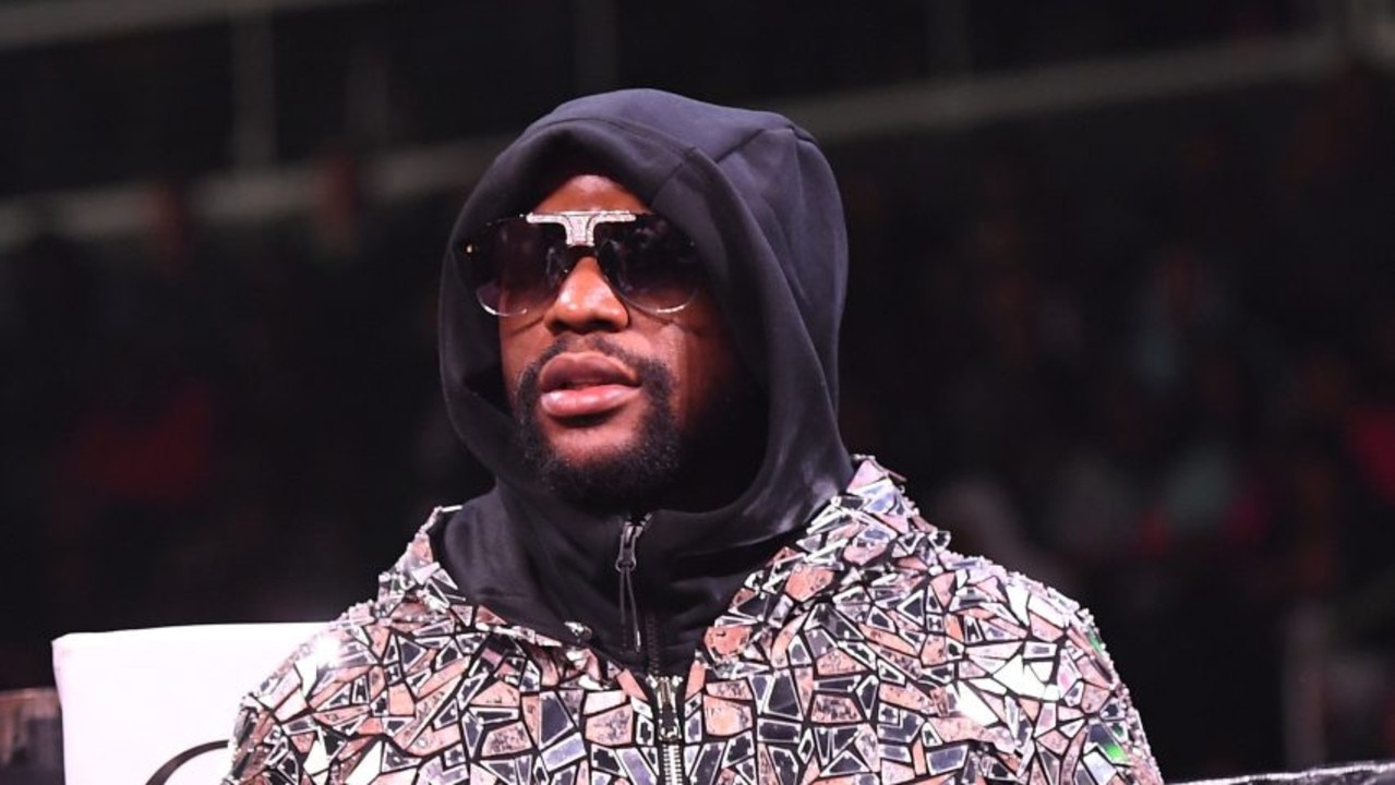 Fashion Bomb Men Flash: Floyd Mayweather Loves $13,000 Balmain Broken  Mirror Jackets – Fashion Bomb Daily