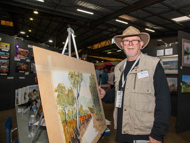 Sharing his skills with showgoers, artist Bruce Griffiths.Heritage Bank Toowoomba Royal Show.Saturday April 20th, 2024 Picture: Bev Lacey