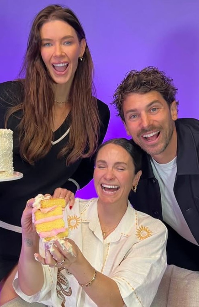 The couple revealed their child's gender. Picture: Instagram/thepickup