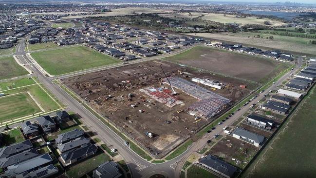 An aerial view of the Elevation Secondary College site in Craigieburn. Picture: Victorian School Building Authority