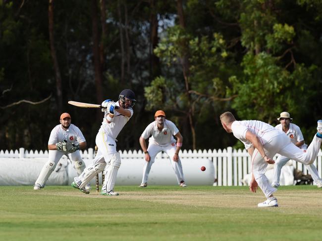 Kookaburra Cup cricket - Southport Labrador vs. Runaway Bay at Morrie Glasman Oval in Arundel. Matt Madeley bowling to Ollie McGee. Picture: Lawrence Pinder