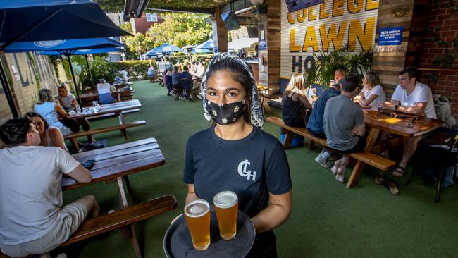 College Lawn is great for catching up with friends over a beer. Picture: NCA NewsWire / David Geraghty