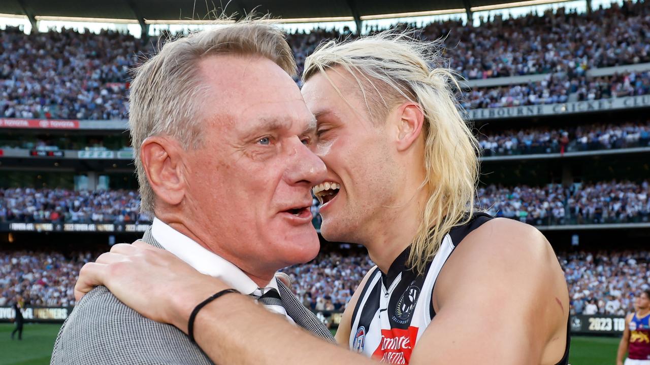 Bart Irwin indulges in the Magpies win | NT News