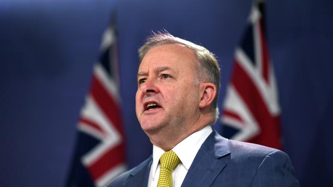 Federal Opposition Leader Anthony Albanese has called for the COAG meeting to be brought forward. Picture: AAP