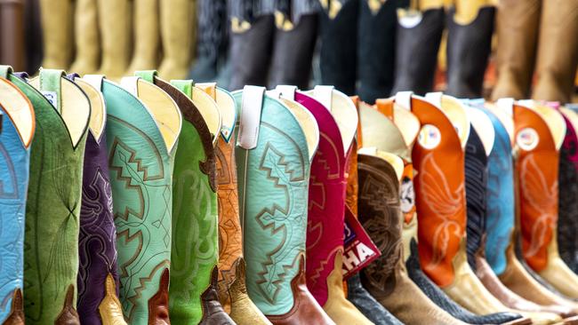 Travel Oklahoma Little Joes Boots Stockyards City