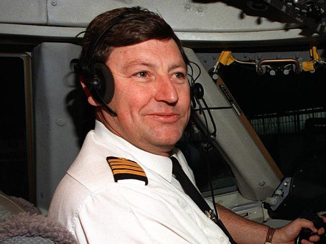 Aboriginal art takes to skies on this Qantas Airlines Boeing 747-400 plane named Nalanji Dreaming, acclaimed as one of world's largest work of modern art, pilot Captain Trevor Jensen. Aborigines Aviation / Aircraft / Airline / Pilots