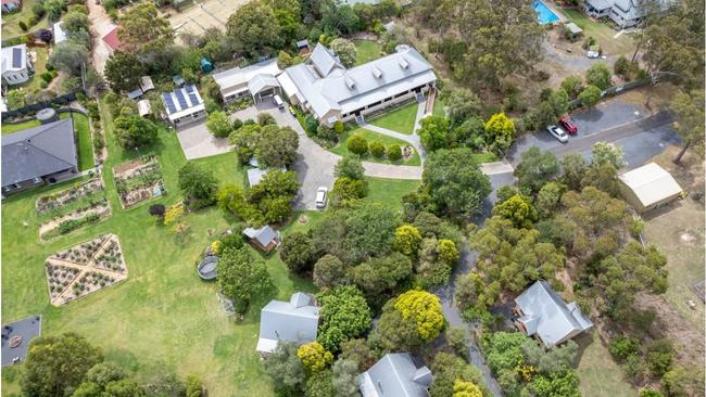 Glenrose Estate in Warwick has gone on the market for $2.75m as the dedicated owners prepare to hang up their last quilt.