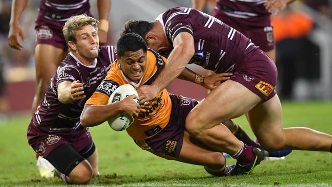 Anthony Milford (centre) of the Broncos scores a try during the Round 9 NRL match between the Manly Sea Eagles and the Brisbane Broncos at Suncorp Stadium in Brisbane, Friday, May 10, 2019. (AAP Image/Darren England) NO ARCHIVING, EDITORIAL USE ONLY