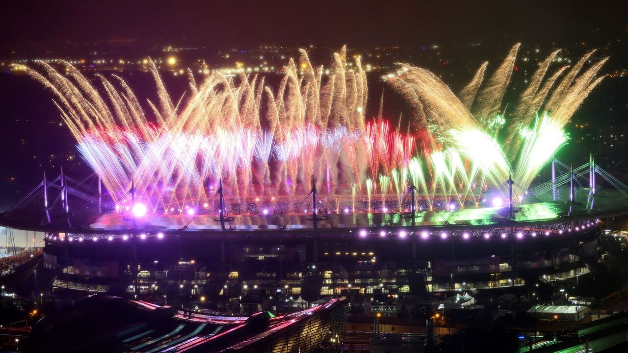 Paralympics end with spectacular light show and dance party in Paris