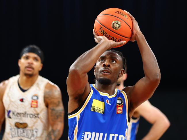 BRISBANE, AUSTRALIA - DECEMBER 20: James Batemon of the Bullets shoots during the round 13 NBL match between Brisbane Bullets and Cairns Taipans at Brisbane Entertainment Centre, on December 20, 2024, in Brisbane, Australia. (Photo by Chris Hyde/Getty Images)