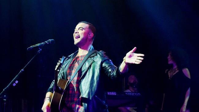 Guy Sebastian at the Darwin Entertainment Centre in 2016.
