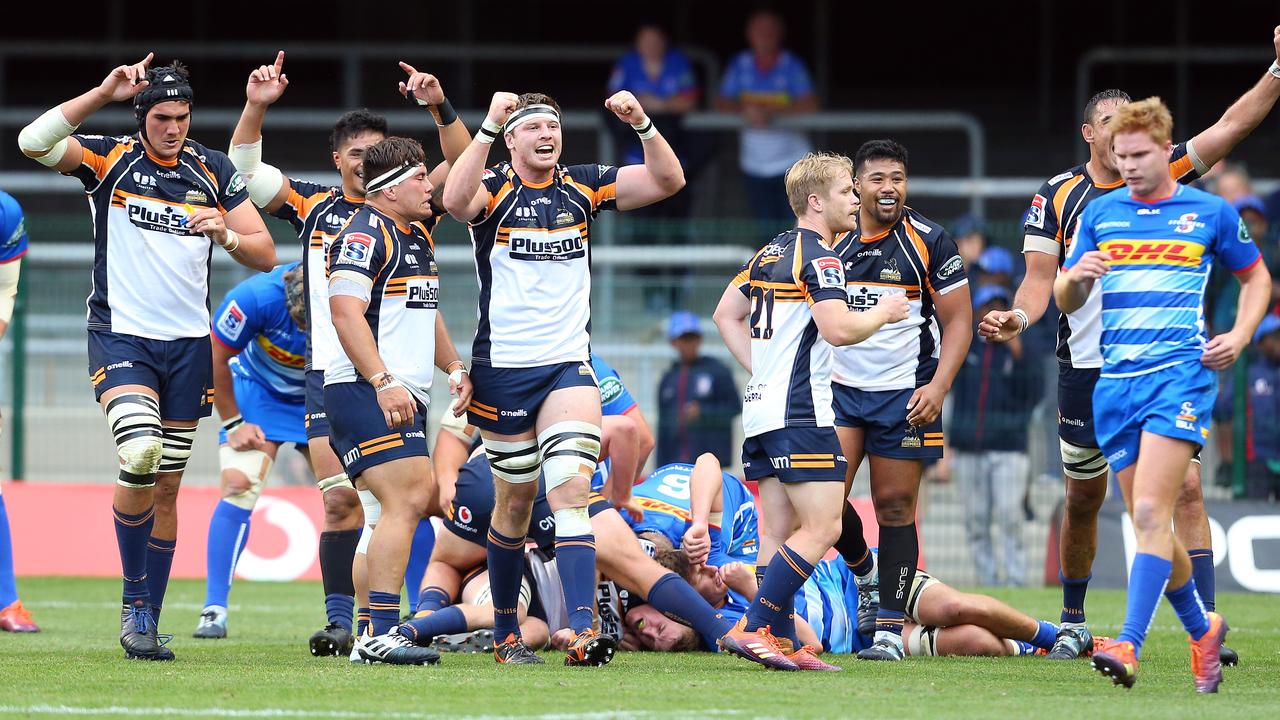 The Brumbies celebrate their win in a 2019 Super Rugby game against the Stormers.