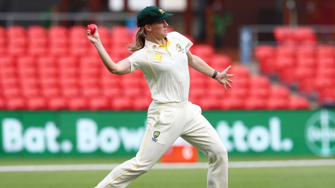 Annabel Sutherland in action. Picture: Chris Hyde/Getty Images