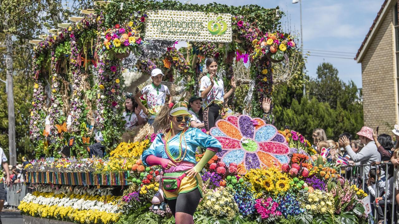 Woolworths Toowoomba Stores float in the Grand Central Floral Parade. Saturday, September 17, 2022. Picture: Nev Madsen.