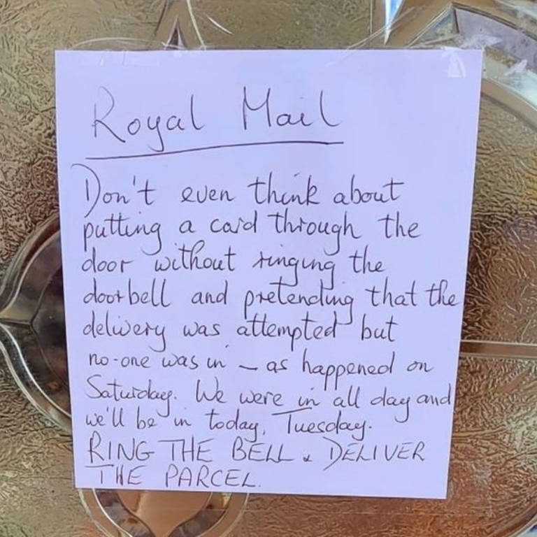 The handwritten note taped to the door enraged the postman – who has threatened to boycott the house. Picture: Kennedy News/Facebook