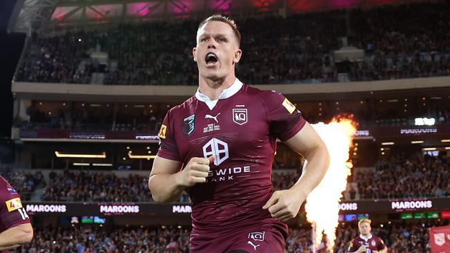 ADELAIDE, AUSTRALIA - MAY 31:  Lindsay Collins of the Maroons runs on the the field for game one of the 2023 State of Origin series between the Queensland Maroons and New South Wales Blues at Adelaide Oval on May 31, 2023 in Adelaide, Australia. (Photo by Cameron Spencer/Getty Images)