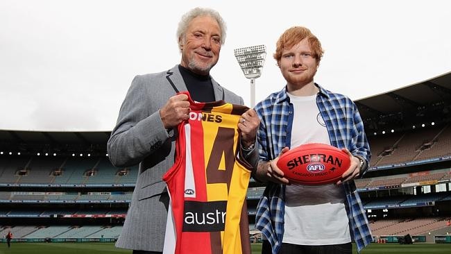 MELBOURNE, AUSTRALIA - SEPTEMBER 25: Sir Tom Jones and Ed Sheeran pose for photos during a press conference ahead of the AFL Grand Final at Melbourne Cricket Ground on September 25, 2014 in Melbourne, Australia. (Photo by Robert Prezioso/Getty Images)