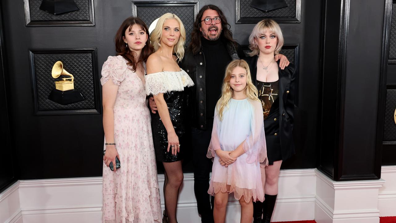 (L-R): Harper Grohl, Jordyn Blum, Dave Grohl, Ophelia Grohl, and Violet Grohl. Picture: Getty Images