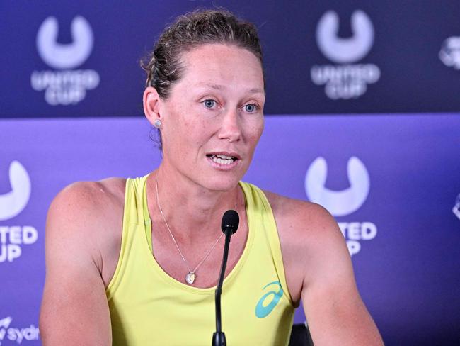 Team Australia captain Sam Stosur attends a press conference at the Tennis Centre in Sydney on December 28, 2022, ahead of the United Cup tennis tournament. (Photo by SAEED KHAN / AFP) / -- IMAGE RESTRICTED TO EDITORIAL USE - STRICTLY NO COMMERCIAL USE --