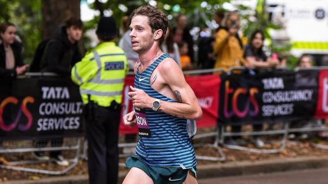 Australian Marathon record holder Brett Robinson will toe the line just a month after his heroics at the Fukuoka Marathon saw him eclipse distance great Rob de Castella