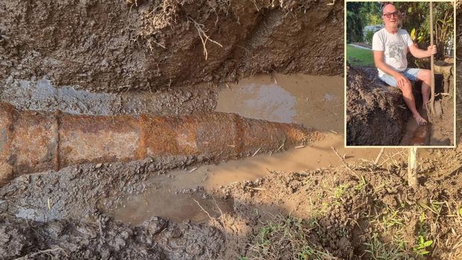 Wayne Kerrisk and a group of mates dug up the cannon which had been buried in his backyard for decades.