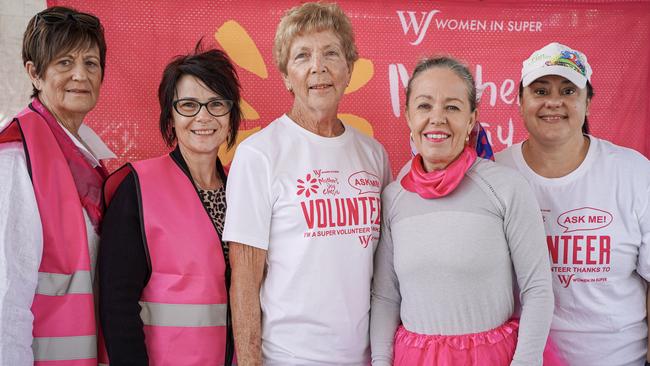 Mackay Mother's Day Classic fun run 2021 organisers (from left): Schyran Cummings, Maria Kelleher, Dawn Mansfield, Chrissy Evangelou and Suzy Haysom. Heidi Petith