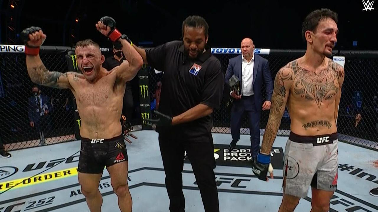 UFC 251 Alexander Volkanovski defeats Max Holloway result video