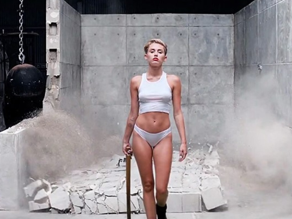 Miley Cyrus Tells Vogue She Regrets Sexy Wrecking Ball Image Geelong Advertiser 5870