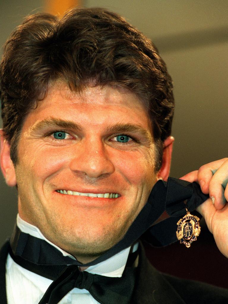 Robert Harvey after winning the 1998 Brownlow.