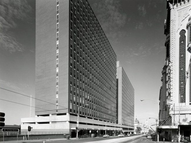 The gas and fuel buildings completely blocked the view of the Yarra River from Flinders Street. Picture: HWT Library.