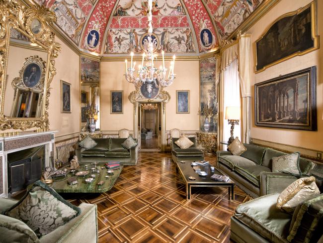 One of the luxurious lounge areas inside the Residenza Ruspoli Bonaparte.