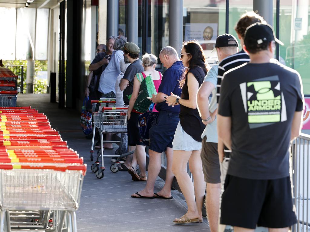 Coles and Woolworths Ashgrove queues at opening time prior to the incoming cyclone, Brisbane 4th March 2025. Picture: Josh Woning