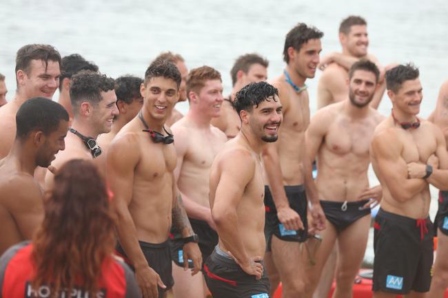 GOLD COAST, AUSTRALIA - JANUARY 23: Suns players during a Gold Coast Suns AFL training session at Palm Beach Parklands on January 23, 2020 in Gold Coast, Australia. (Photo by Chris Hyde/Getty Images)