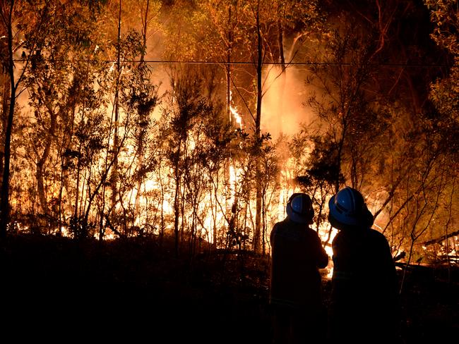 Bushfires threaten homes in the Blue Mountains last year. Picture: AAP Image/Dan Himbrechts