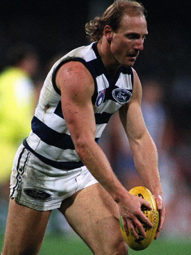 Gary Ablett Sr kicked 1030 career goals.