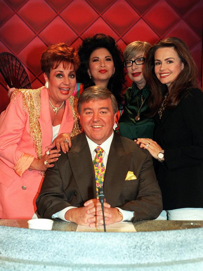 1996 Anne Will Rose Hancock-Porteous, Freda Leslie and Lisa Wilkinson and Stan Zemanek on the popular ‘90s Foxtel show Beauty and the Beast.